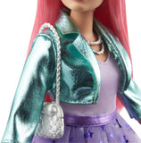 Barbie Princess Adventure Daisy Doll in Princess Fashion (12-inch Curvy) with Pink Hair, Pet Kitten, Tiara, 2 Pairs of Shoes and Accessories, for 3 to 7 Year Olds, Multi (GML77)