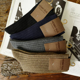 Lian LifeStyle Ultralight Men's 4 Pairs Breathable Wool Crew Socks For All Season and Weather HR1691 Size 6-9 (Random Color)